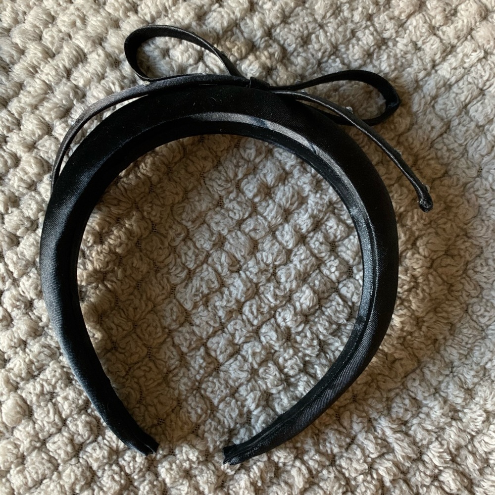 Black Headband, with a jeweled bow
